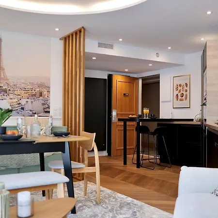 Apartmán Penthouse - Eiffel Tower View - Porte De Versailles - Parking Issy-les-Moulineaux